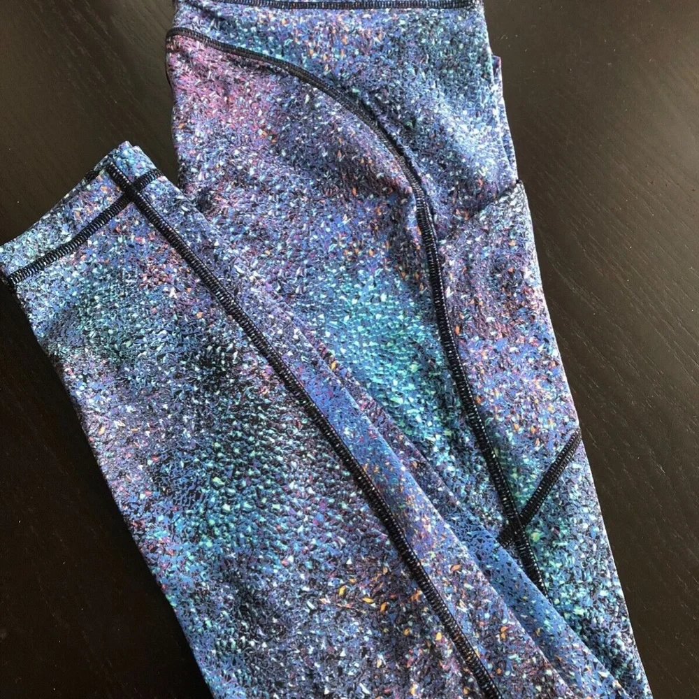Lululemon Speed Tight Rainbow Splatter Mermaid Legging Non Reflective Size6 NWT! - Picture 10 of 10